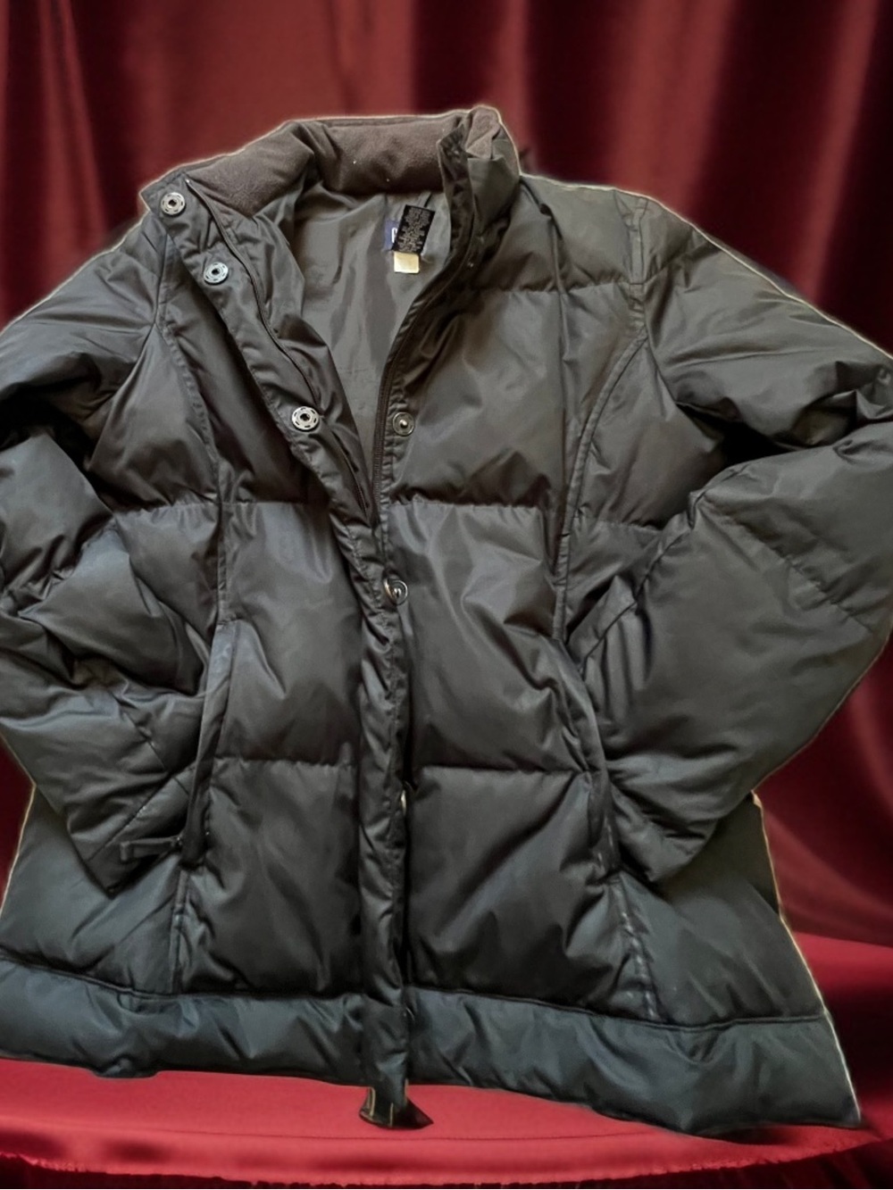 GAP Men's Black Quilted Puffer Jacket
